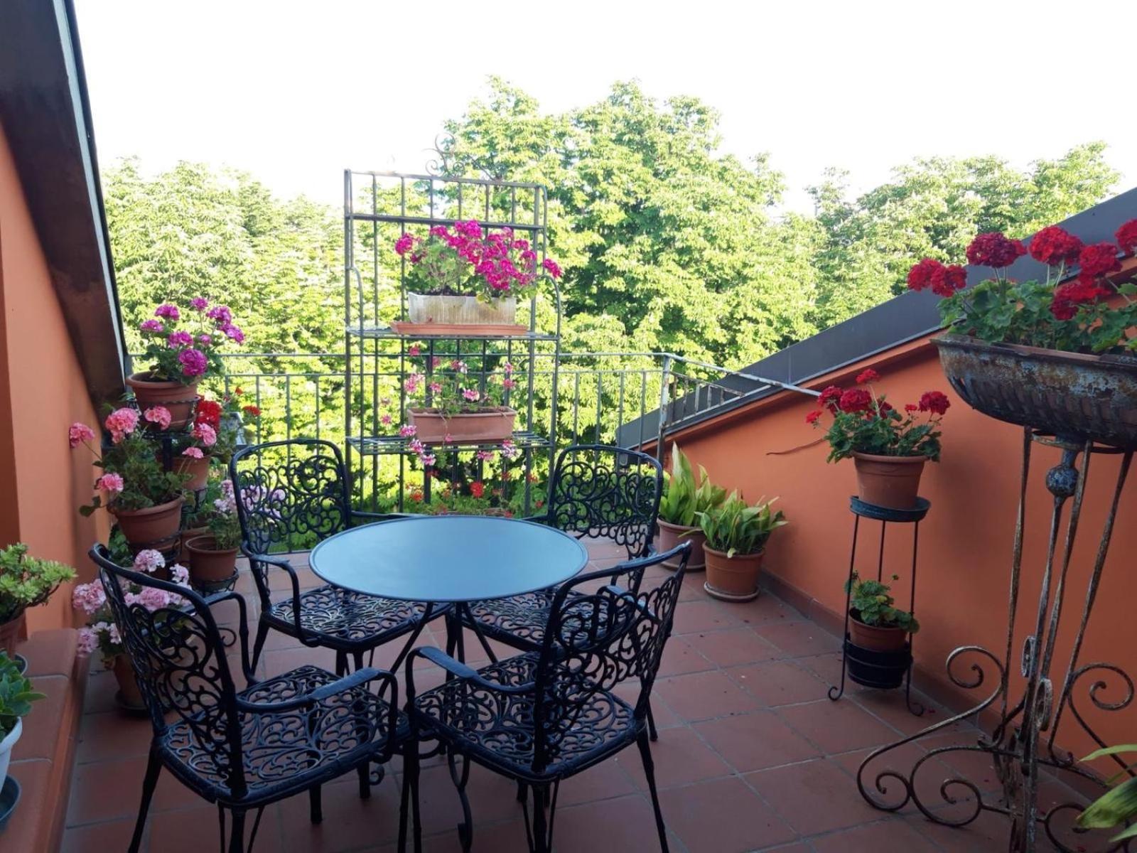 Appartamento "Berart" In Centro A Faenza Exterior photo
